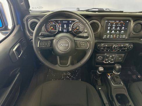 Used 2023 Jeep Gladiator Sport AWD/4WD image 21