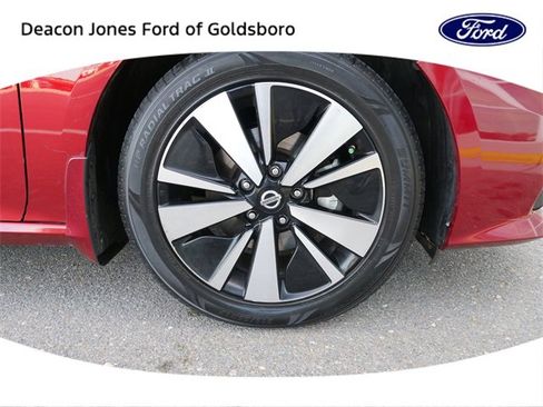 Used 2022 Nissan Altima 2.5 SV image 10