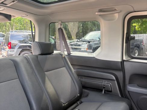 Used 2004 Honda Element EX image 32