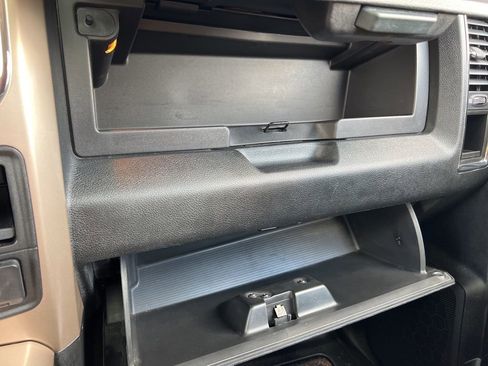 Used 2017 RAM 3500 Laramie Longhorn image 30