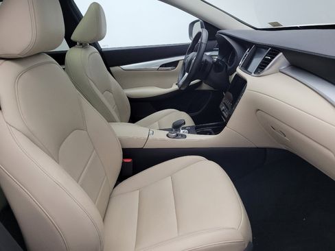 Used 2020 INFINITI QX50 Luxe w/ Navigation Package image 21
