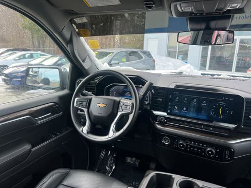 Certified 2024 Chevrolet Silverado 1500 LT image 34