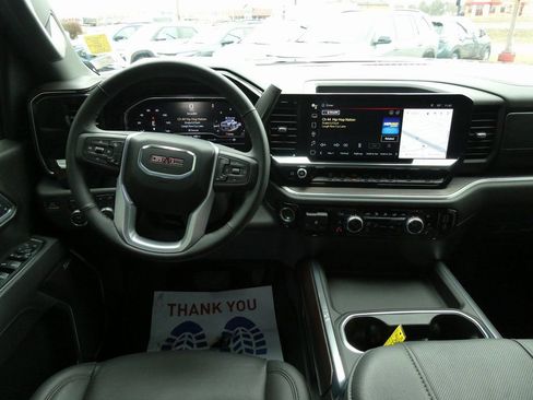 Certified 2025 GMC Sierra 2500 SLT w/ SLT Premium Package AWD/4WD image 21