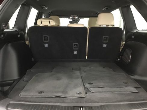 Used 2023 Jeep Grand Cherokee Limited w/ Trailer Tow Prep Group (B) image 17