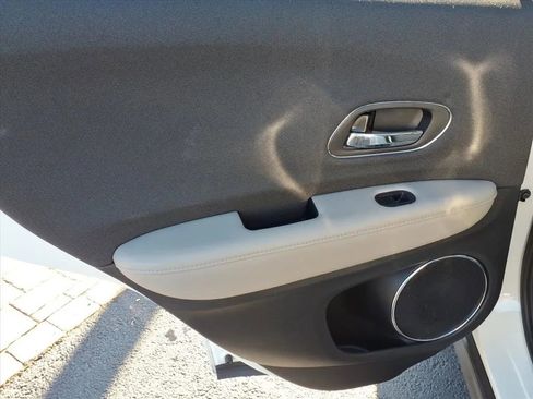 Used 2022 Honda HR-V EX image 21