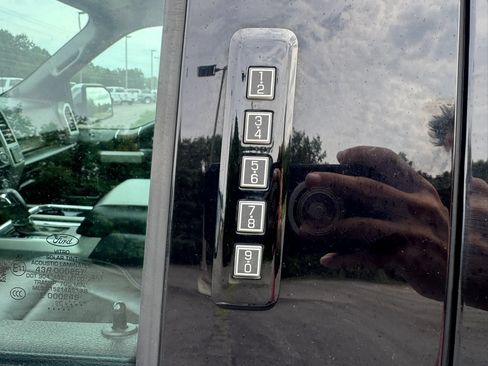 Used 2020 Ford F150 Lariat AWD/4WD image 21