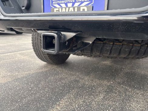 Used 2023 Chevrolet Colorado ZR2 w/ ZR2 Convenience Package III image 44