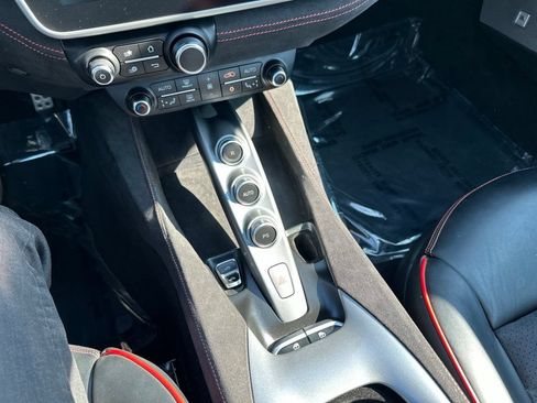 Used 2022 Ferrari Portofino M RWD image 25