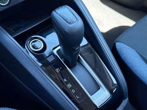 Used 2025 Nissan Versa SV image 16