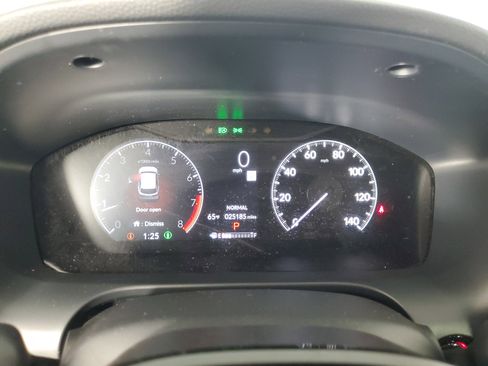 Used 2025 Honda HR-V Sport image 27