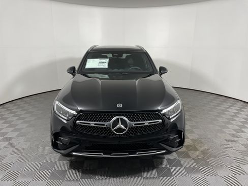 Used 2026 Mercedes-Benz GLC 300 image 8