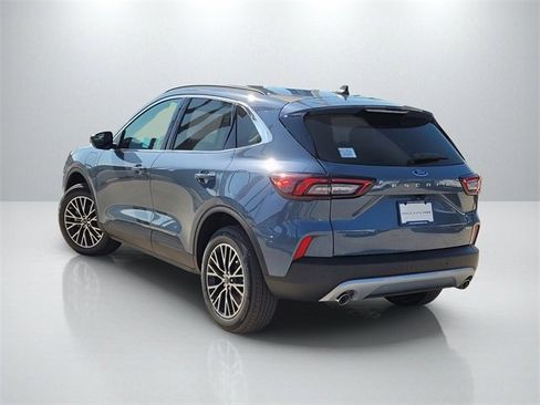 New 2025 Ford Escape SE image 6
