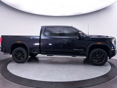 Used 2024 GMC Sierra 2500 AT4 w/ AT4 Preferred Package AWD/4WD image 42