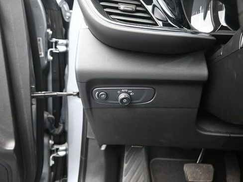 Certified 2023 Buick Envision Essence image 33