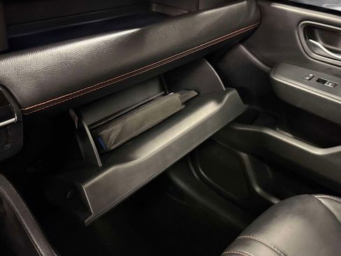 Used 2025 Honda Pilot TrailSport image 42