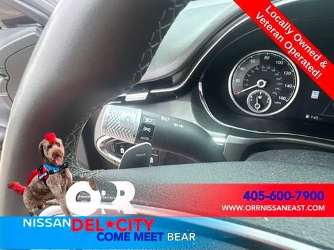 Used 2025 Genesis GV70 2.5T AWD/4WD image 19