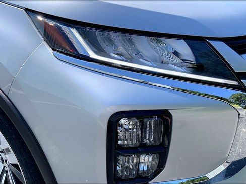 Used 2025 Mitsubishi Outlander Sport ES AWD/4WD image 24