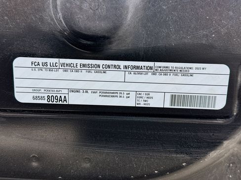 Used 2023 Jeep Wagoneer L Series II image 22