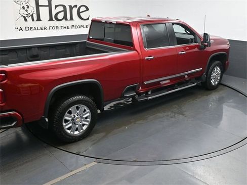 Used 2024 Chevrolet Silverado 2500 High Country w/ High Country Premium Package image 38