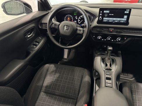 New 2026 Honda HR-V Sport image 7