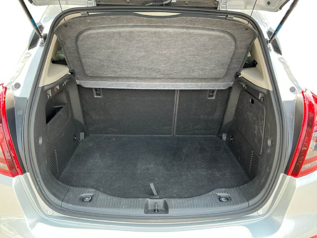 Used 2022 Buick Encore Preferred w/ Safety Package AWD/4WD image 14