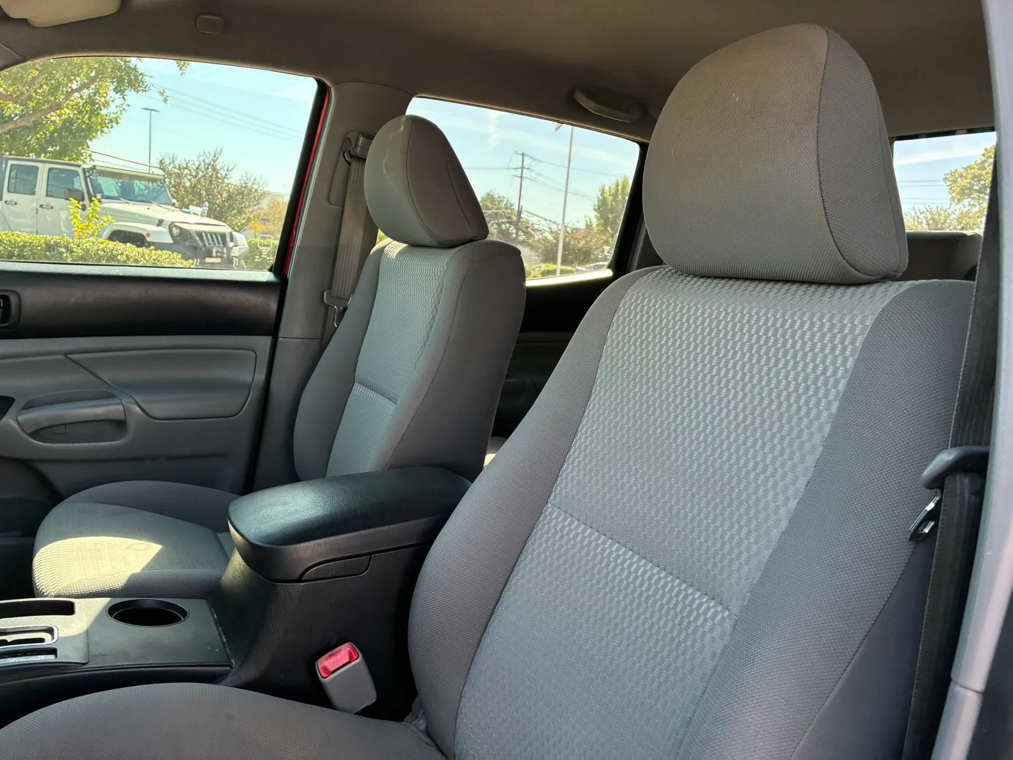 Used 2012 Toyota Tacoma 2WD Double Cab w/ Convenience Pkg image 12