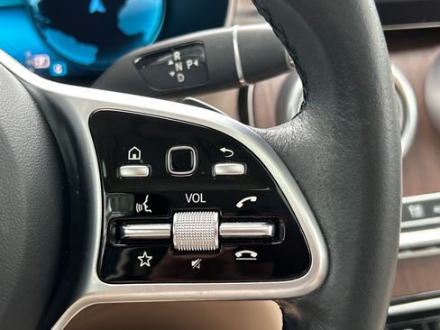 Certified 2022 Mercedes-Benz GLC 300 image 30