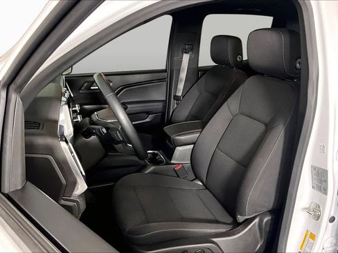 Used 2024 GMC Canyon Elevation w/ Convenience Package RWD image 14