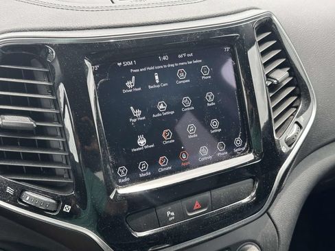 Used 2019 Jeep Cherokee Limited AWD/4WD image 24