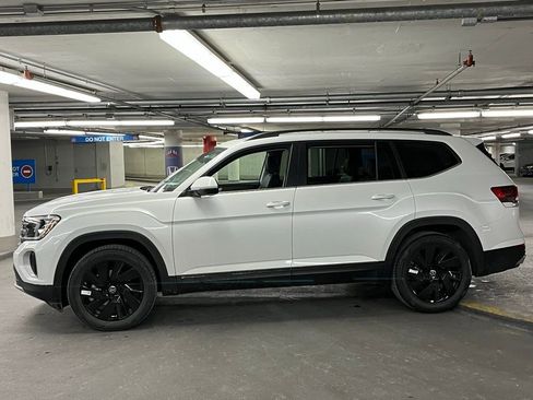 New 2026 Volkswagen Atlas SE AWD/4WD image 35