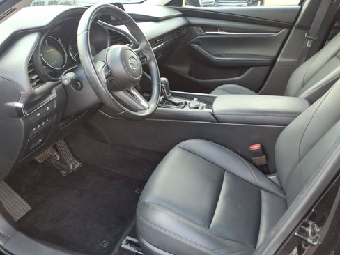 Used 2024 MAZDA MAZDA3 s FWD image 11