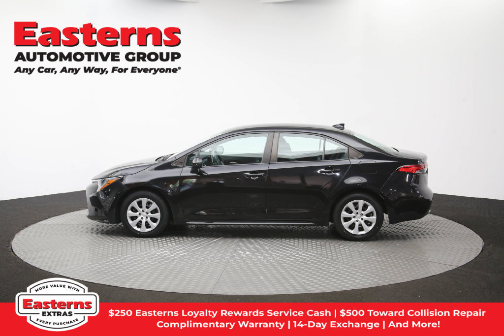 Used 2021 Toyota Corolla LE w/ Carpet Mat Package (TMS) FWD image 63