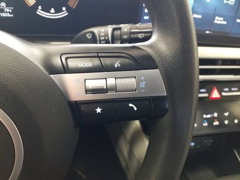 Used 2025 Hyundai Tucson SEL FWD image 5