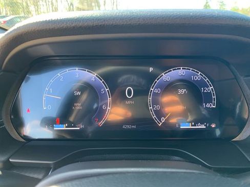 Used 2025 Jeep Grand Cherokee Laredo X w/ Luxury Tech Group I image 20