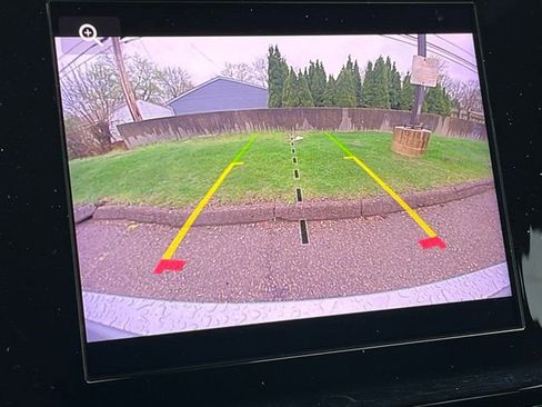 Used 2022 Jeep Grand Cherokee L Laredo image 14