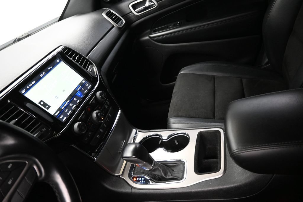 Used 2021 Jeep Grand Cherokee Laredo X AWD/4WD image 19