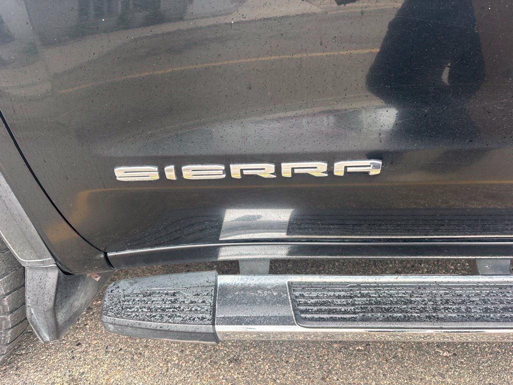 Used 2019 GMC Sierra 1500 SLT w/ SLT Premium Package AWD/4WD image 16
