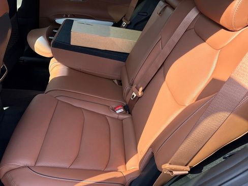 New 2026 Genesis GV70 2.5T Advanced AWD/4WD image 10