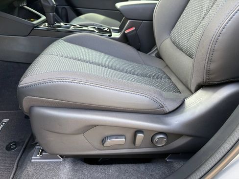 New 2026 Subaru Forester Premium AWD/4WD image 31