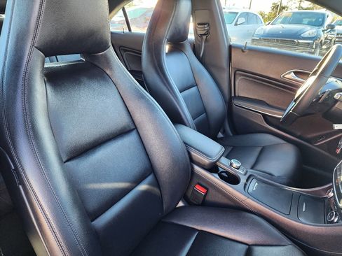 Used 2014 Mercedes-Benz CLA 250 4MATIC image 30