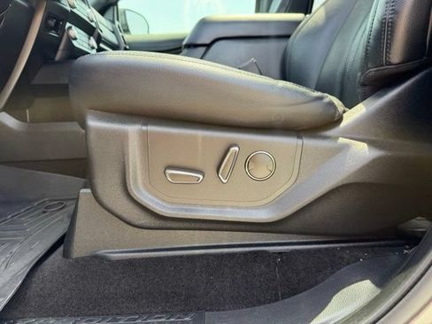 Used 2019 Ford Expedition Limited w/ Texas Edition Package RWD image 11