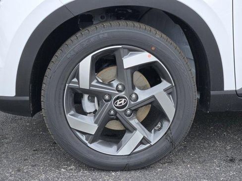 New 2026 Hyundai Venue SEL image 8