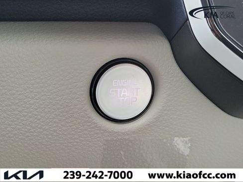 New 2026 Kia Carnival EX FWD image 30