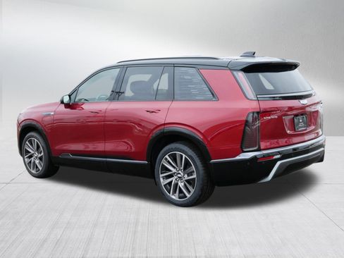 Certified 2026 Cadillac Vistiq Sport w/ LPO, Floor Liner Package image 4