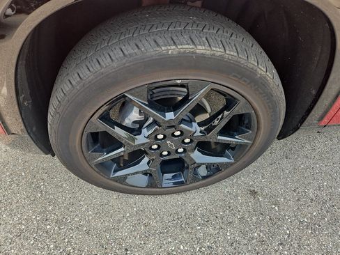 Used 2024 Chevrolet Traverse RS w/ LPO, Floor Liner Package AWD/4WD image 4