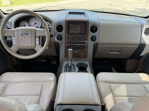 Used 2004 Ford F150 Lariat image 3