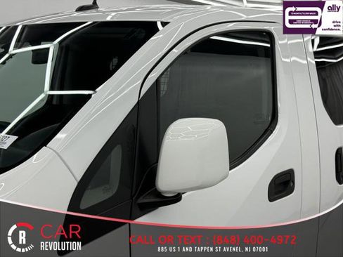 Used 2021 Nissan NV200 SV w/ Sliding Door Glass Package image 35