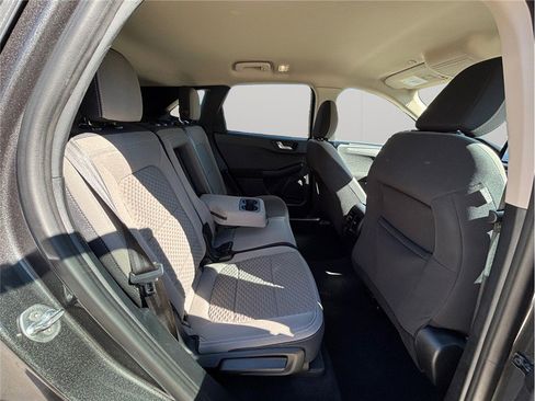Used 2020 Ford Escape SE image 39