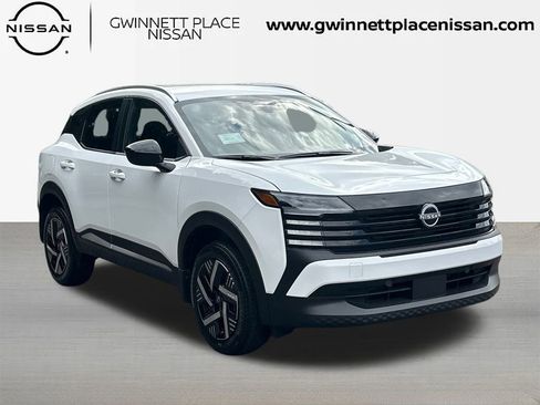 New 2026 Nissan Kicks SV image 3