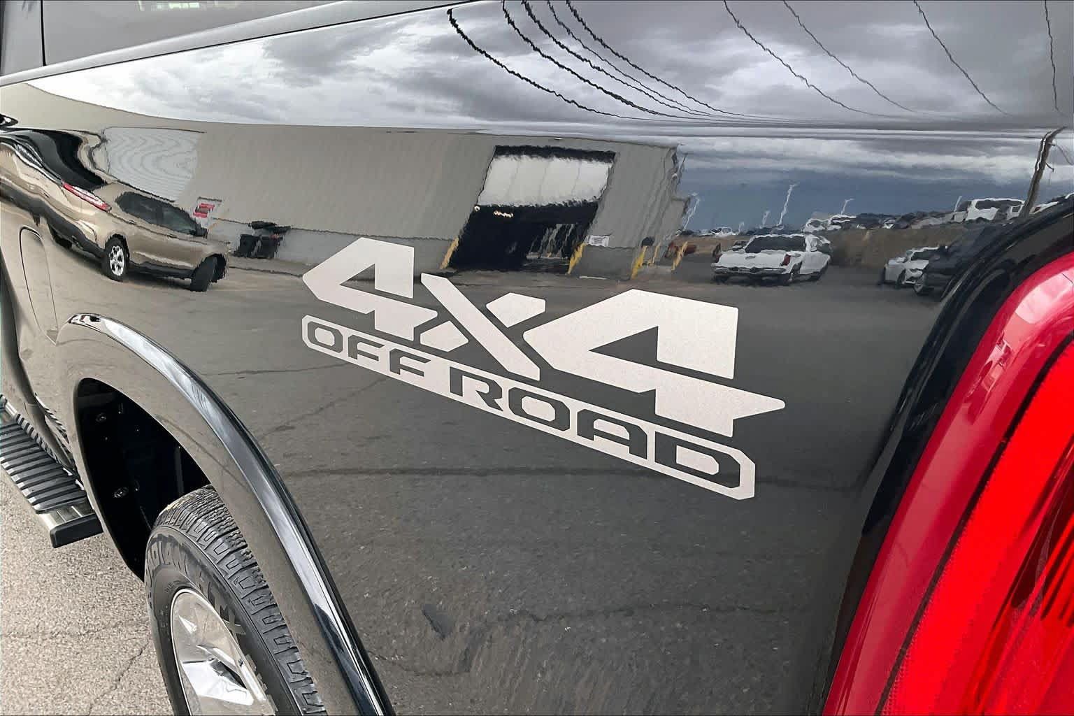 Used 2025 RAM 1500 Big Horn AWD/4WD image 30